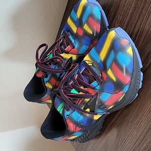 Brooks Adrenaline GTS 21 Running Shoe